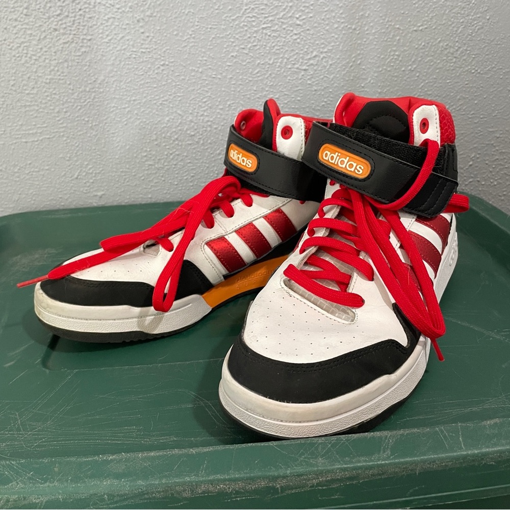Adidas Red White Black Postmove Mid GZ3793 Men’s Size 10
